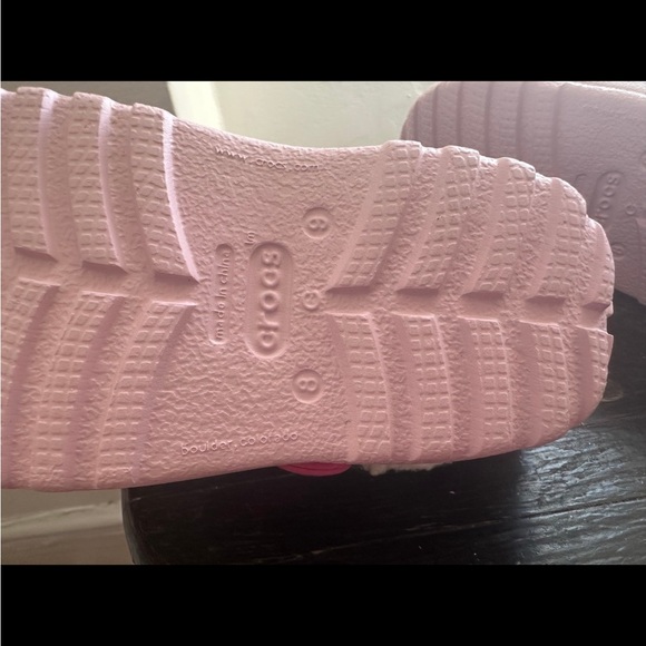 Pink penguin crocs - Picture 6 of 15